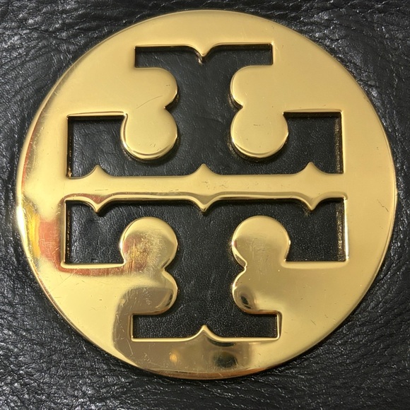 Tory Burch Black and Gold Reva Clutch - Picture 4 of 17